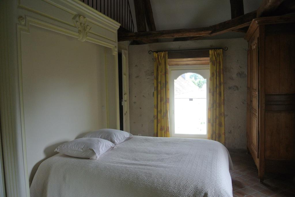 Villiers-aux-Corneilles Le Chateau De Mon Pere Bed & Breakfast エクステリア 写真