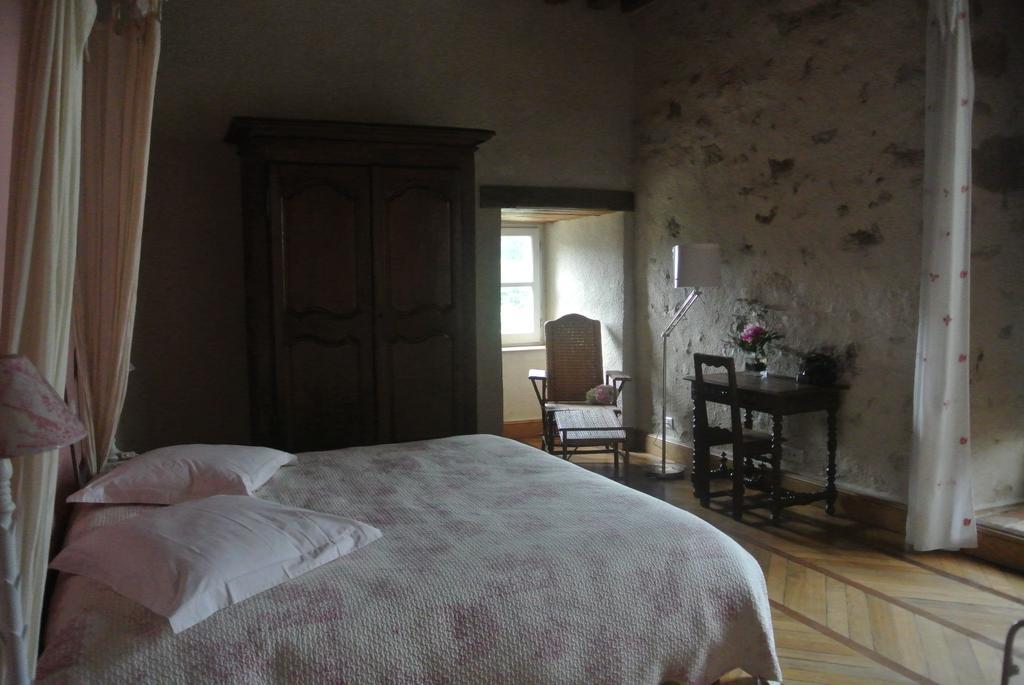 Villiers-aux-Corneilles Le Chateau De Mon Pere Bed & Breakfast エクステリア 写真